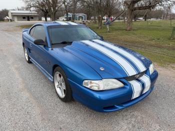  Salvage Ford Mustang