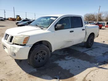  Salvage Nissan Titan