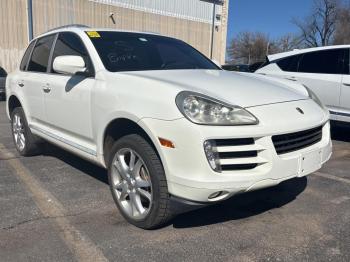  Salvage Porsche Cayenne