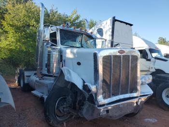  Salvage Peterbilt 389