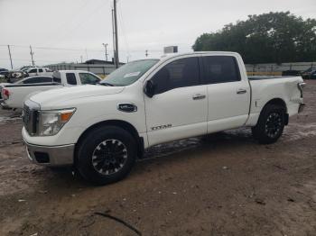  Salvage Nissan Titan