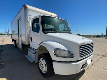  Salvage Freightliner M2 106 Med