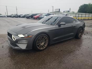  Salvage Ford Mustang