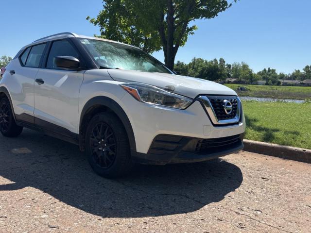  Salvage Nissan Kicks