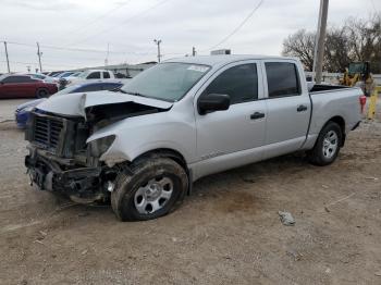  Salvage Nissan Titan