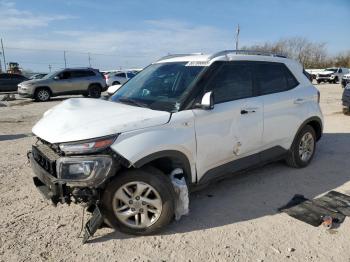  Salvage Hyundai VENUE