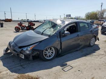  Salvage Toyota Prius