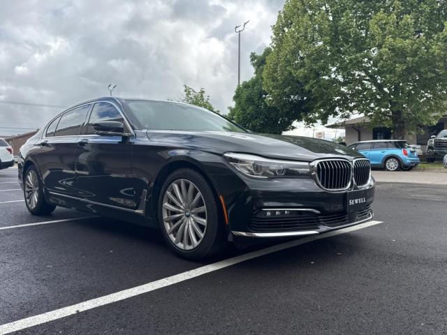  Salvage BMW 7 Series