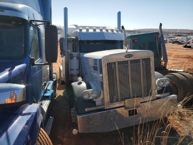  Salvage Peterbilt 379