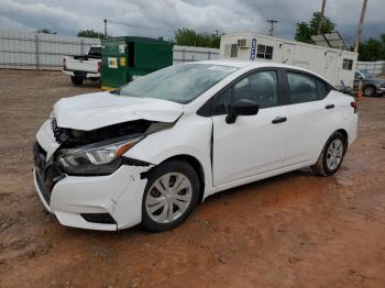  Salvage Nissan Versa