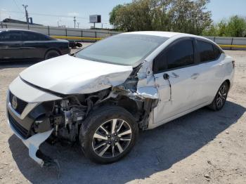  Salvage Nissan Versa