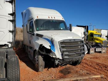  Salvage Freightliner Cascaia126