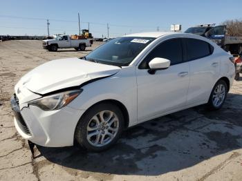  Salvage Toyota Yaris