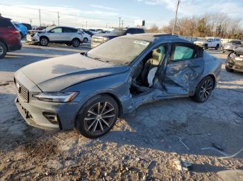  Salvage Volvo S60 B5 Mom