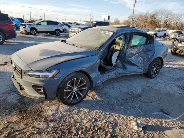  Salvage Volvo S60 B5 Mom