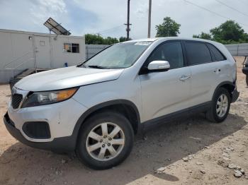  Salvage Kia Sorento