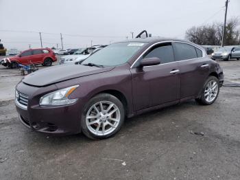  Salvage Nissan Maxima