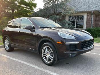  Salvage Porsche Cayenne