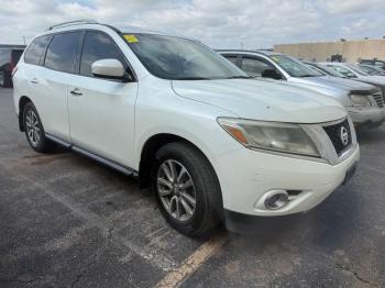  Salvage Nissan Pathfinder