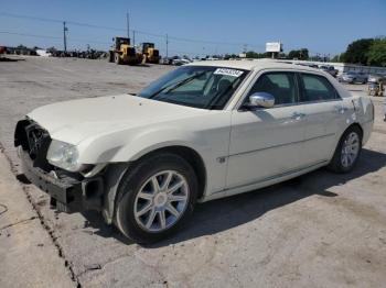  Salvage Chrysler 300