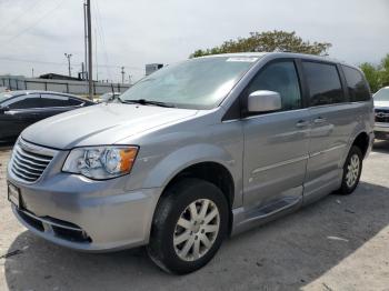  Salvage Chrysler Minivan