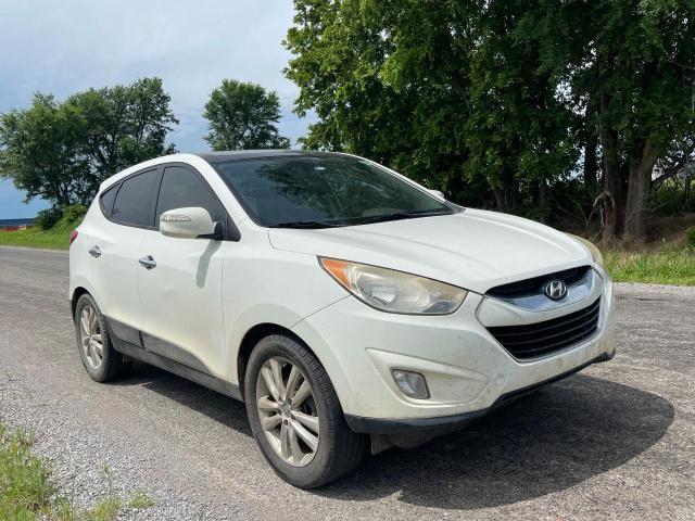  Salvage Hyundai TUCSON