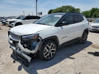  Salvage Jeep Compass