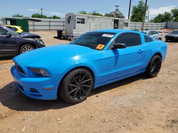  Salvage Ford Mustang
