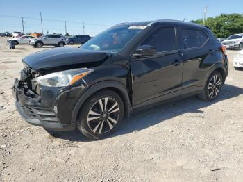  Salvage Nissan Kicks