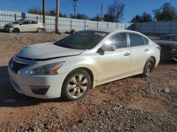  Salvage Nissan Altima