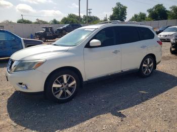  Salvage Nissan Pathfinder