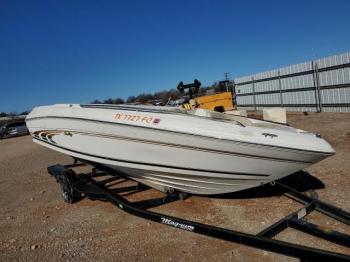  Salvage Sea Ray Boat