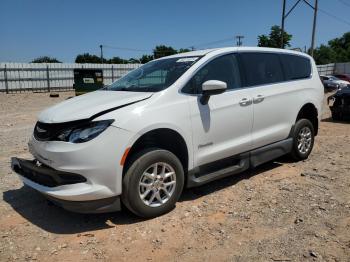  Salvage Chrysler Minivan