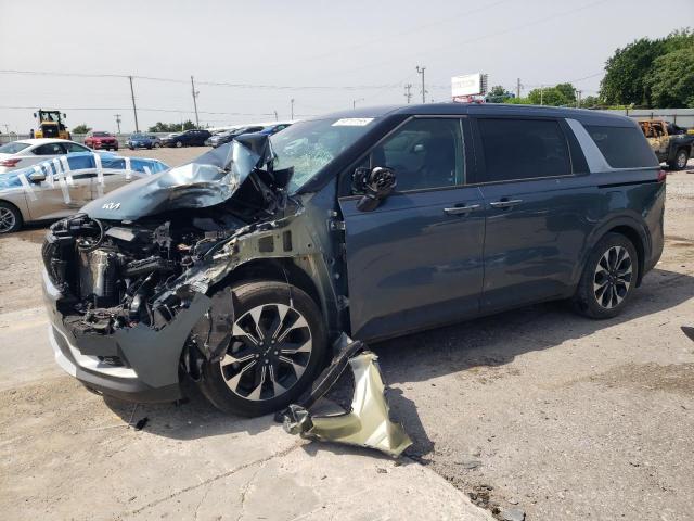 Salvage Kia Carnival