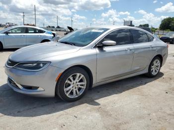  Salvage Chrysler 200