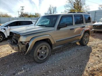  Salvage Jeep Commander