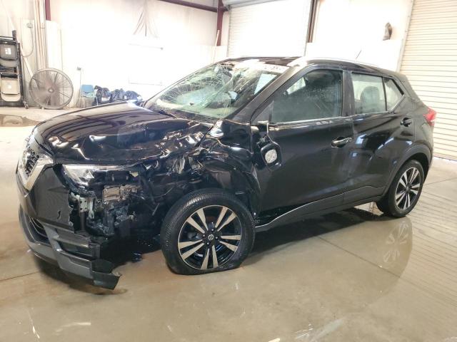 Salvage Nissan Kicks
