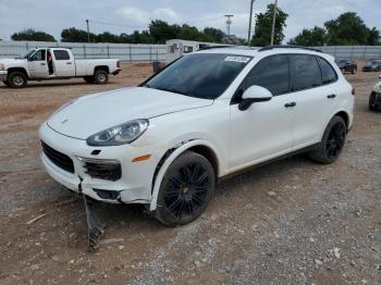  Salvage Porsche Cayenne