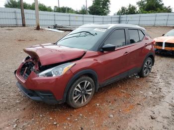  Salvage Nissan Kicks