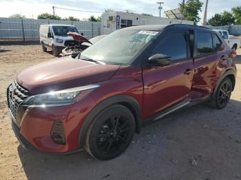  Salvage Nissan Kicks