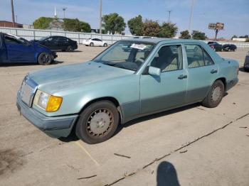  Salvage Mercedes-Benz 300-Class