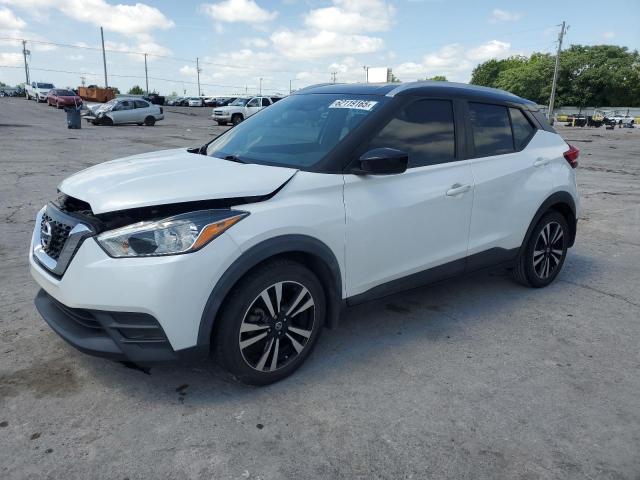  Salvage Nissan Kicks