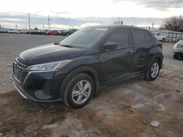  Salvage Nissan Kicks