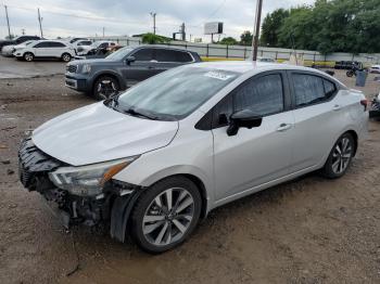  Salvage Nissan Versa