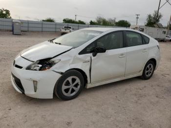  Salvage Toyota Prius