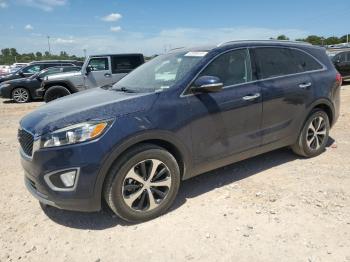  Salvage Kia Sorento