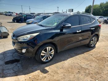  Salvage Hyundai TUCSON