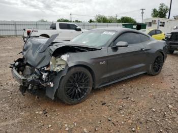  Salvage Ford Mustang