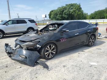  Salvage Nissan Maxima