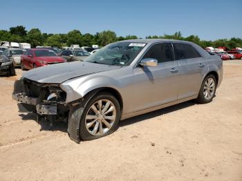  Salvage Chrysler 300